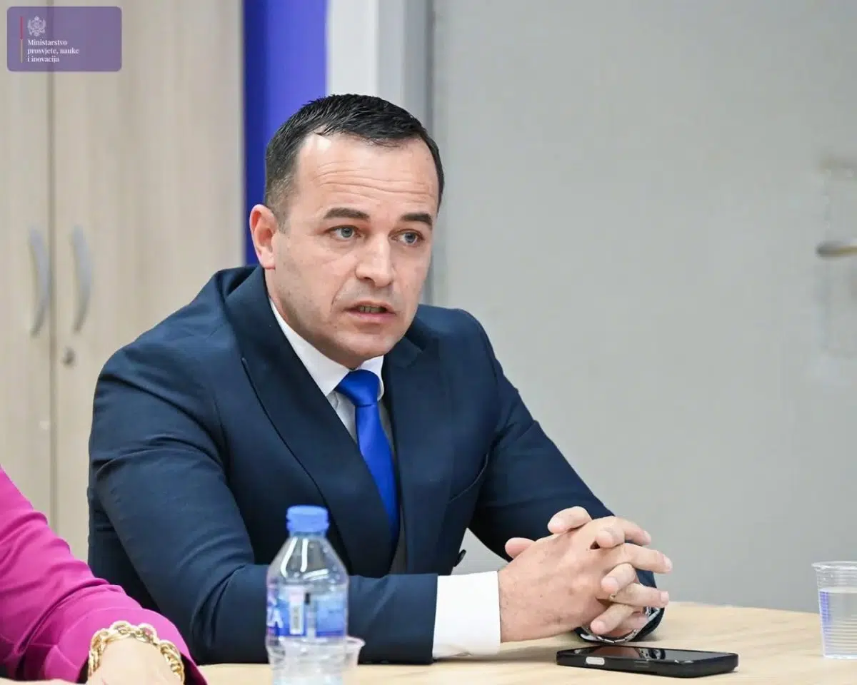 Dragan Mijušković novi direktor Gimnazije „Stojan Cerović“ u Nikšiću