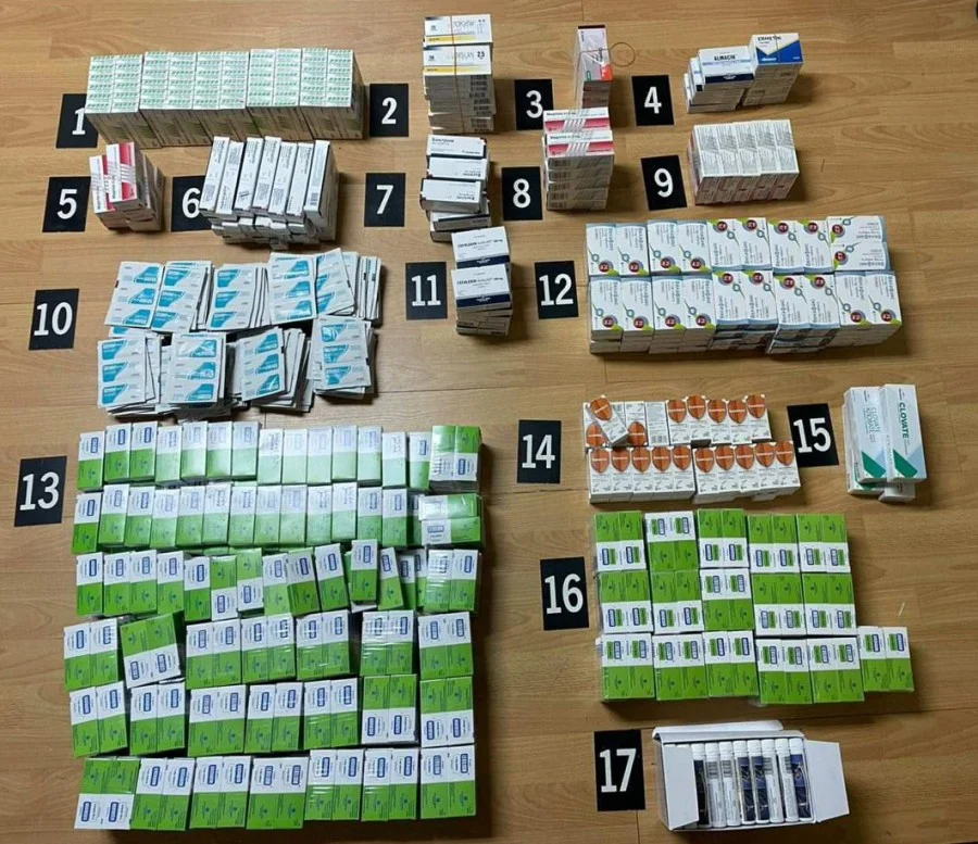 Krivična prijava protiv Baranina: Švercovao u autobusu sa Kosova 1491 kutija ljekova. Među njima Ibuprofen, Hydroxyzine, Clavette...