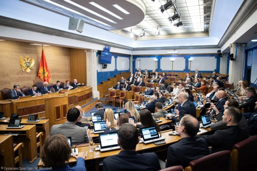 Poslanici: Crna Gora može u EU 2028. godine