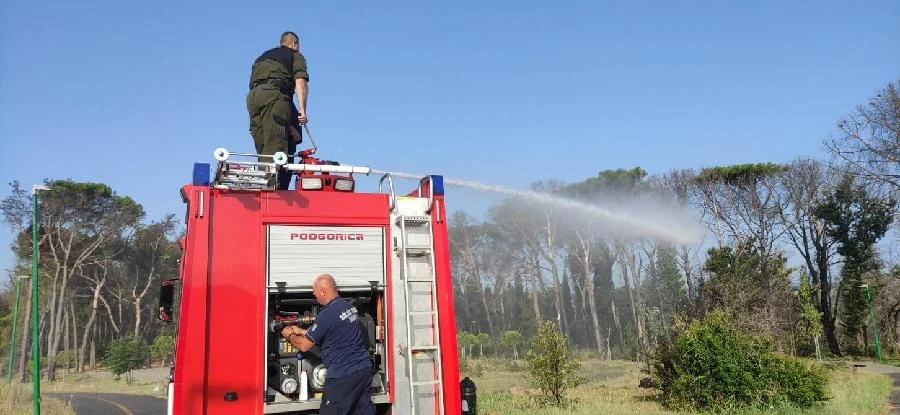 Vatrogascima dosta tapšanja po ramenu: Traže veće koeficijente, prijete protestima ,"od aplauza se ne plaćaju računi"