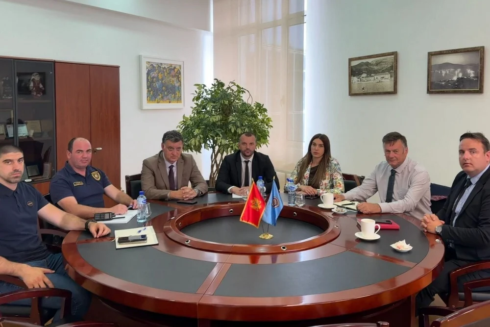 Predsjednik koordinacionog tijela za praćenje inspekcijskog nadzora ministar Butorović u Kotoru i Tivtu: Inspekcijski nadzor u fokusu – nautički turizam i suzbijanje sive ekonomije
