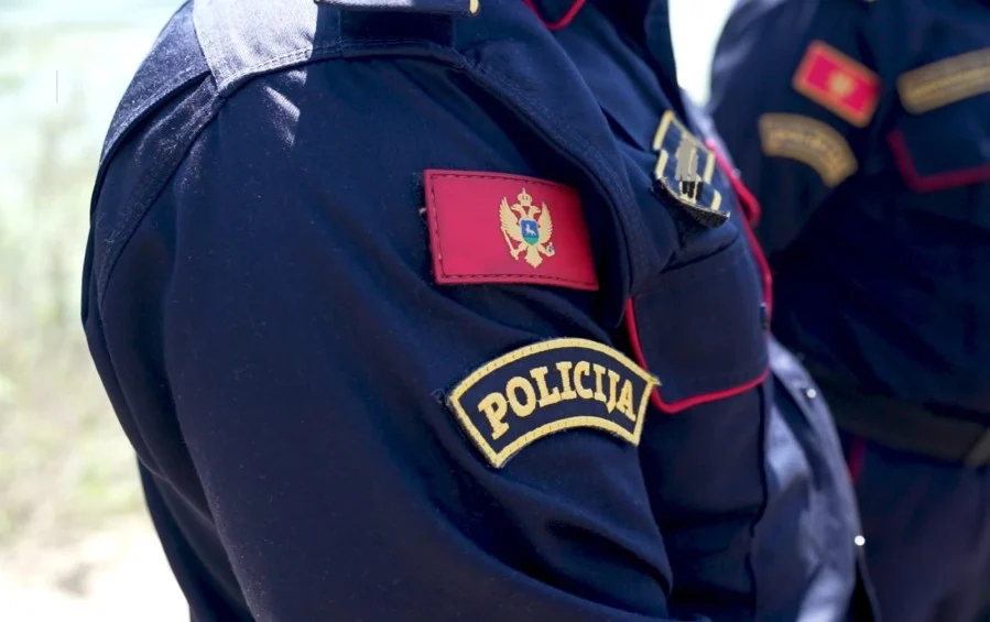 Berane: Osumnjičen da je policajcu iscijepao uniformu, određeno mu zadržavanje