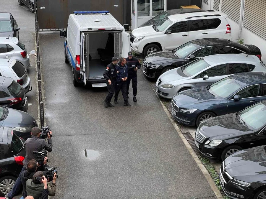 Čađenoviću zadržavanje do 72 sata, tereti se za zloupotrebu službenog položaja