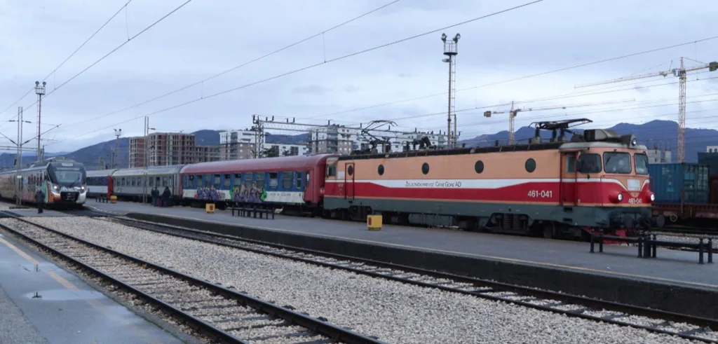 Štrajk radnika ŽPCG sjutra, obustava putničkog saobraćaja sat vremena