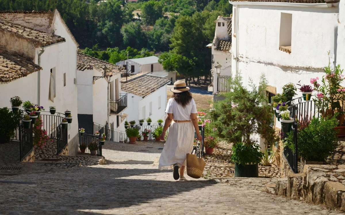 Mediteransko selo nudi kuću i posao ako se tamo preselite. Ima jedan uslov