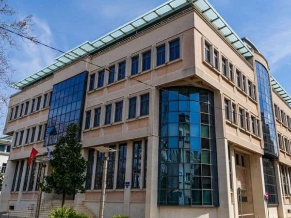 Na pomolu neformalna koalicija: Perić od četvrtka na čelu Skupštine, spremaju se smjene direktora, još bez većine za smjenu Mujovića