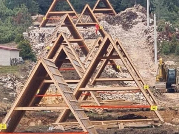 VELIKA AKCIJA - Identifikovano 60 osoba: Nezakonito izgradili preko 150 objekata, oštetili budžet države 350.000 eura