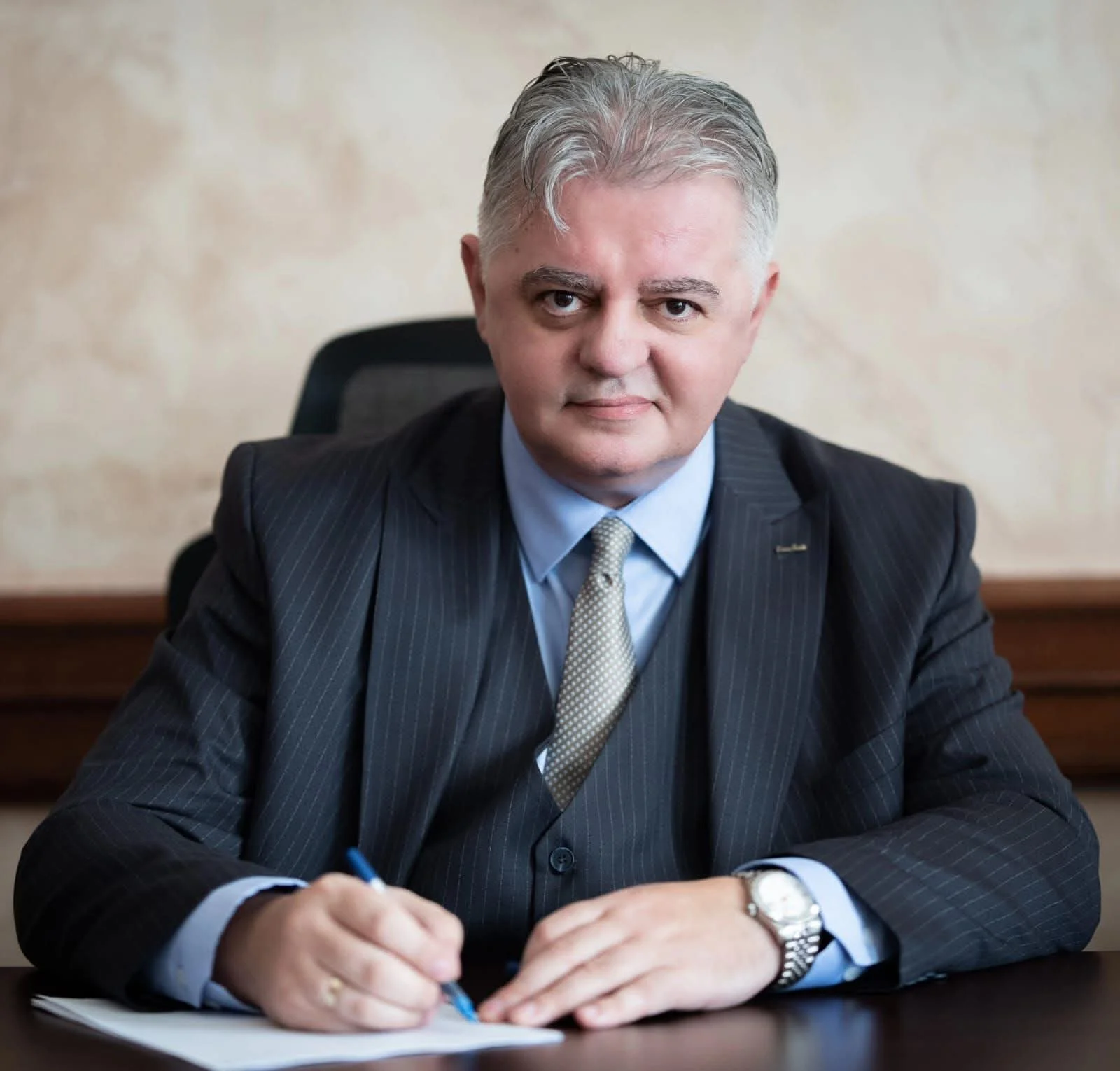 Bojović odgovorio Kneževiću: Nije tačno da me je zaposlio, neka moju porodicu ostavi van političkih obračuna