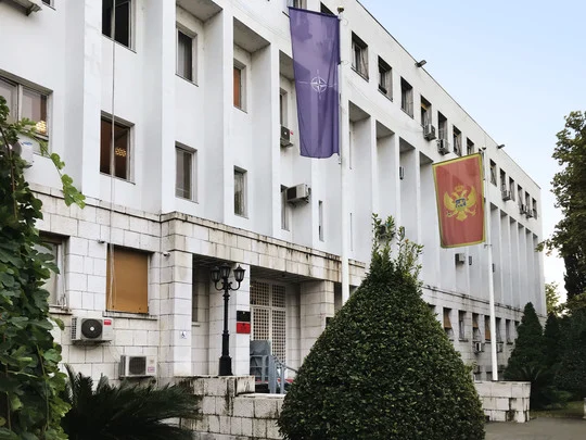 Iz MVP-a odgovorili Vučiću: Izreka “niko te ne nagrdi kao grdni“ možda najbolje oslikava apsurdnost tvrdnje da Crna Gora vodi hibridni rat protiv bilo koga
