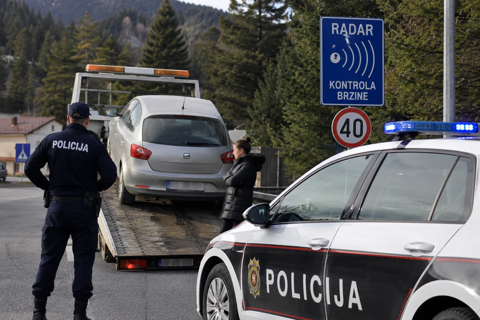 Policija oduzela automobil od žene: Vozila bez položenog vozačkog ispita, ima bezbroj saobraćajnih prekršaja, nije platila dug od 780 eura