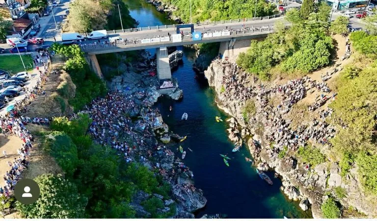 Danas skokovi u vodu sa Vezirovog mosta