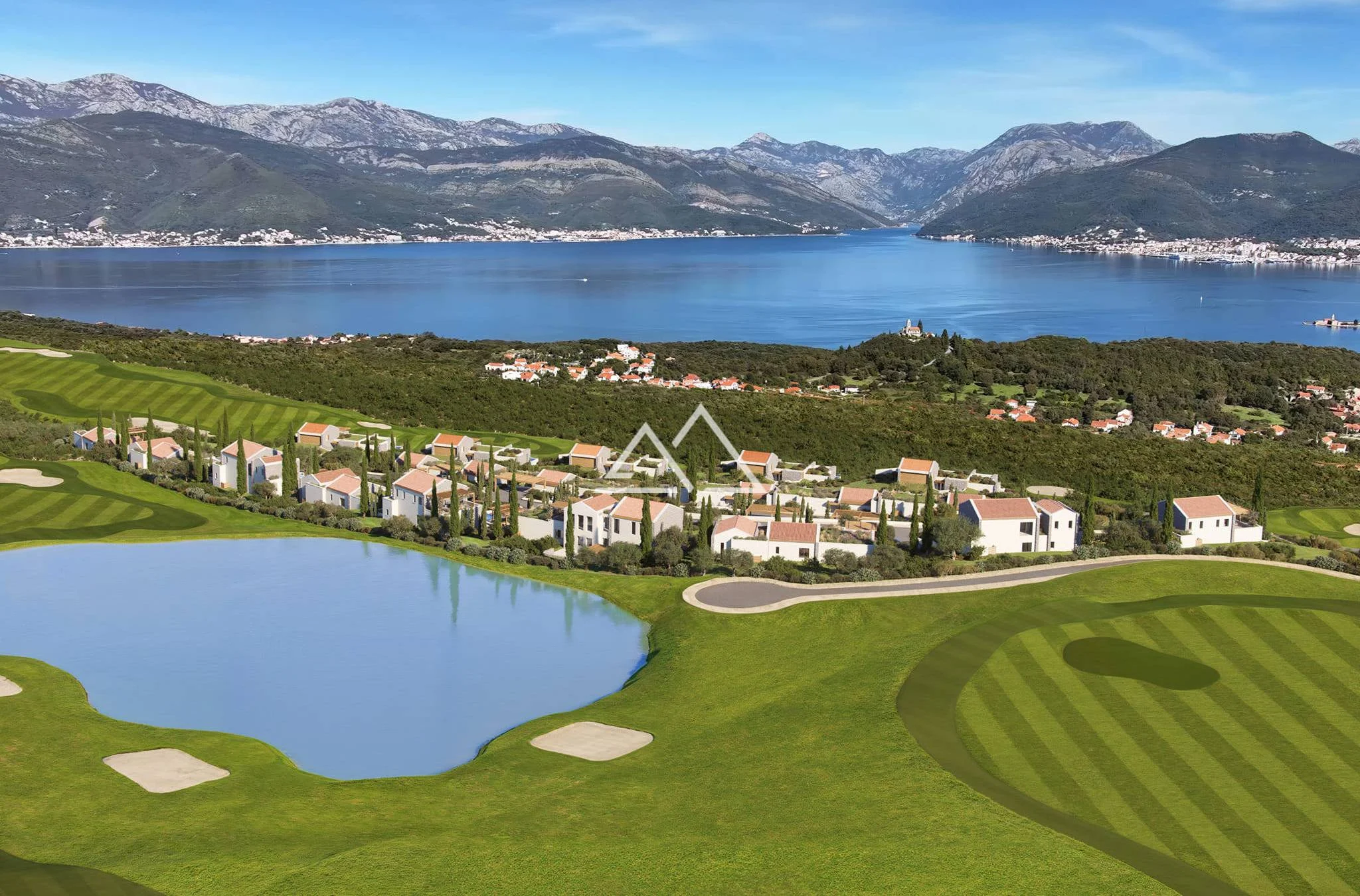 KOMENTAR: Golf teren na Luštici Bay mjesečno troši više od 41.000 kubika pijaće vode. Građani Kotora i Risna su žedni