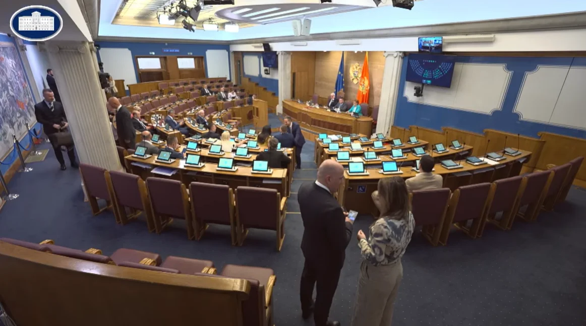 Poslanici o rekonstrukciji Vlade, nakon pauze sjednica je nastavljena