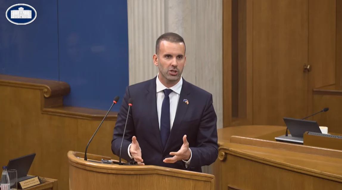 Spajić: Broj ministara nije presudan za efikasnost Vlade, EK traži da zaposlimo još tri hiljade ljudi; Opštine nemaju nikakvu ulogu u vođenju spoljne politike