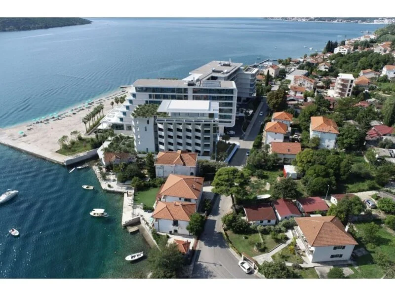 Reagovanje grupe građana Kumbora: Neka nam Čedo Popović ne drži predavanje o poštovanju zakona