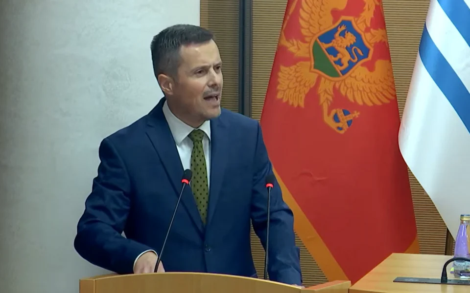 Mujović: Znam da će izvještaj biti odbijen i da slijedi inicijativa za moju smjenu, ali sve bih uradio na isti način