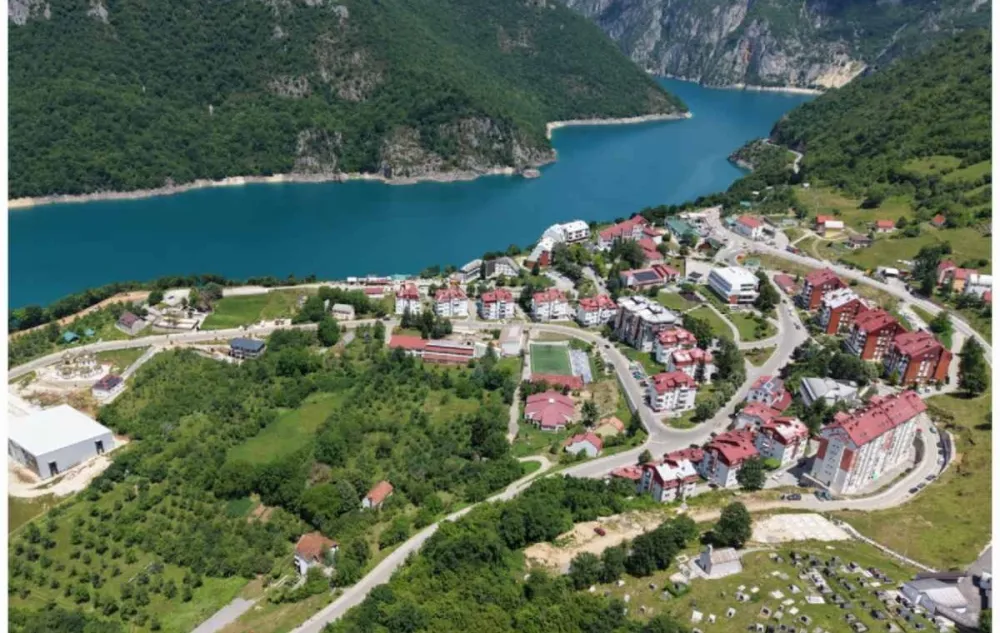 U Pivi najezda turista: Rast od 71 odsto, Plužine za šest mjeseci posjetili gosti iz 83 države