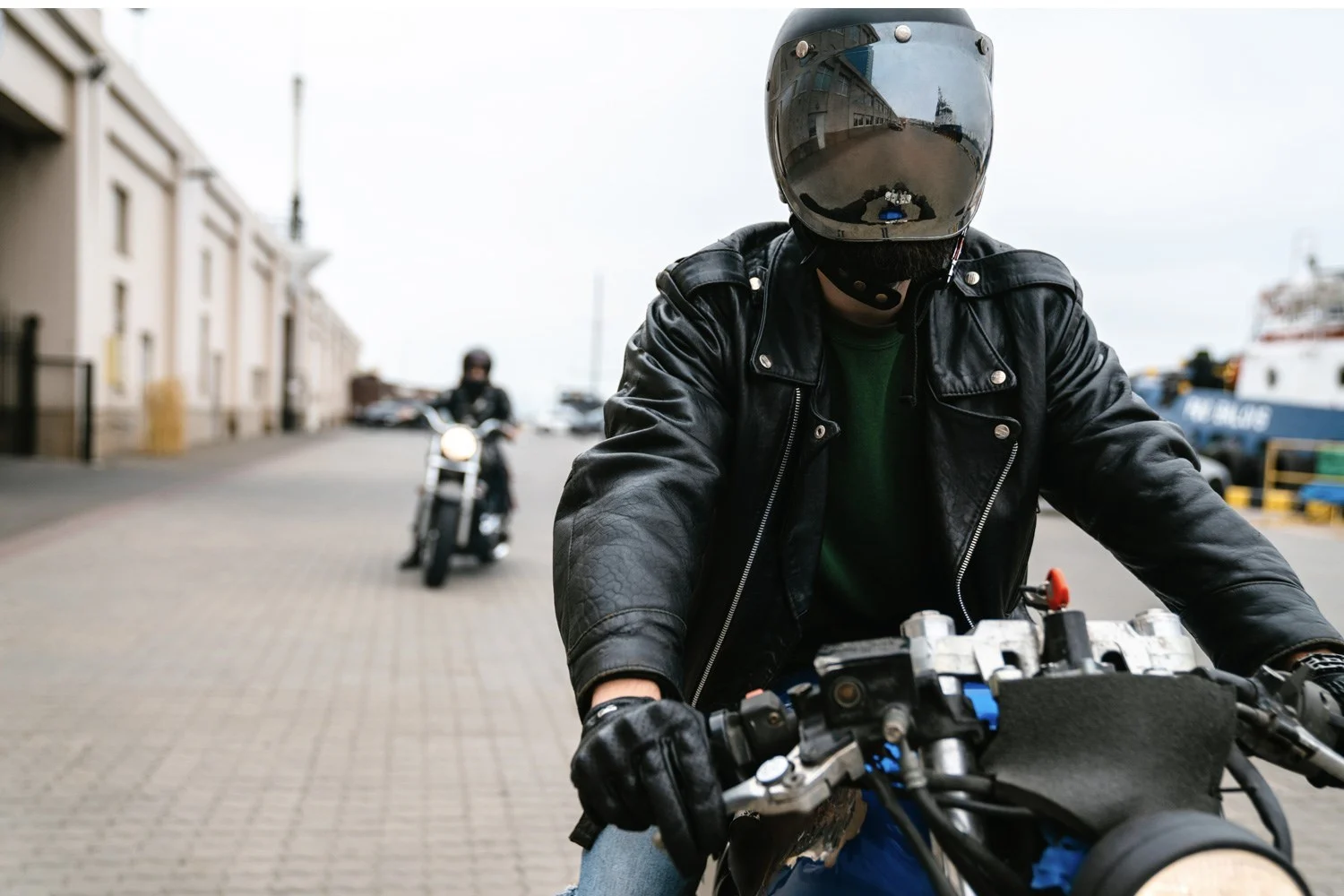 Bajkeri traže parking za motore: Smart parkinzi ih ne prepoznaju, komunalna policija ih kaznila po 100 eura