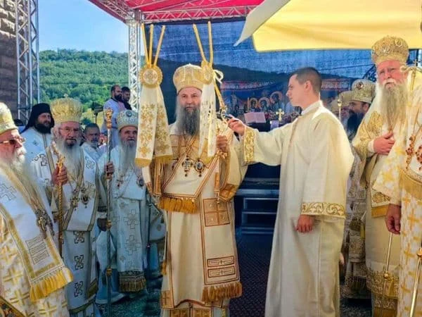 Skovan plan za prekrajanje crkvene mape u Crnoj Gori: Državni i crkveni vrh Srbije bi da razriješi mitropolita Joanikija