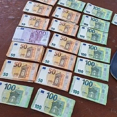 Pokušao preći granicu sa 20.000 eura bez prijave pa završio s kaznom od 6000 eura