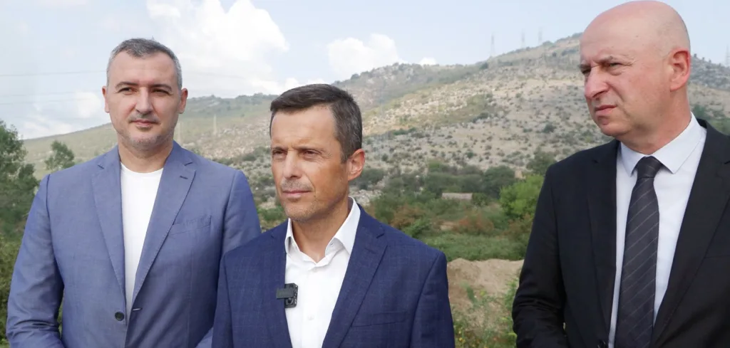 Mujović: Čišćenjem korita Sitnice zaštitićemo djelove Lješkopolja od poplava