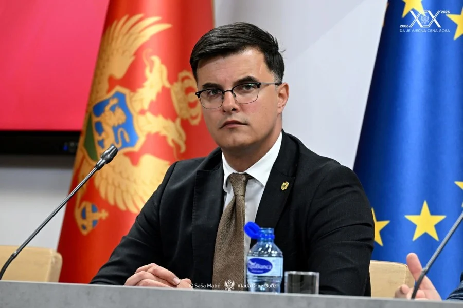 Šaranović: Od danas strože kazne u saobraćaju, moguće oduzimanje vozila i nova ograničenja za mlade vozače