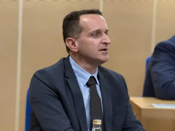 Đuričković predložio: Za svakih 20 kvadrata investitor obavezan da zasadi jedno stablo