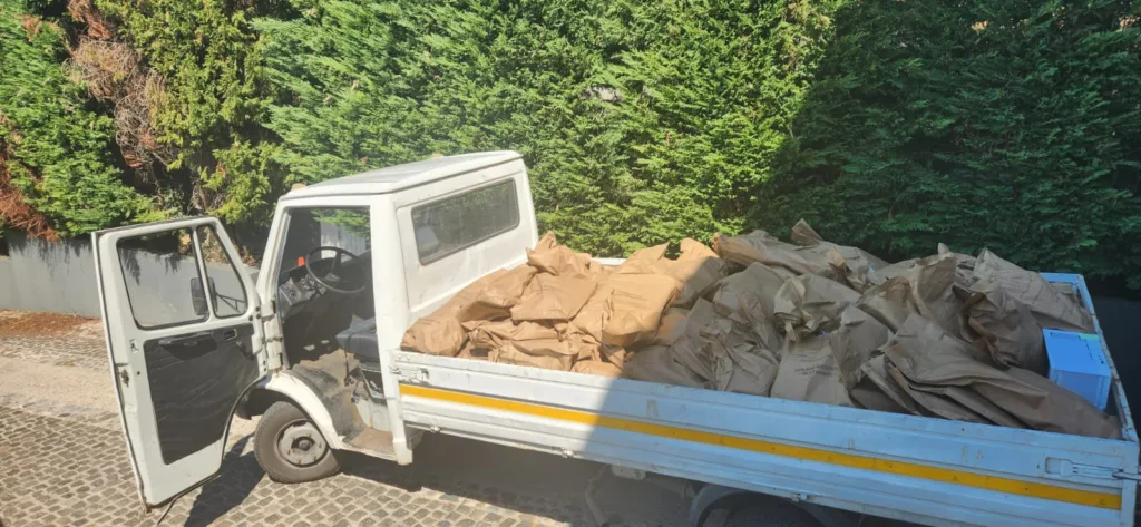 Mareza: Uhapšeno devet stranaca, pronađeno preko 50.000 eura, preko 100 komada računarske opreme i uređaja, 82 telefona, dron, vozilo