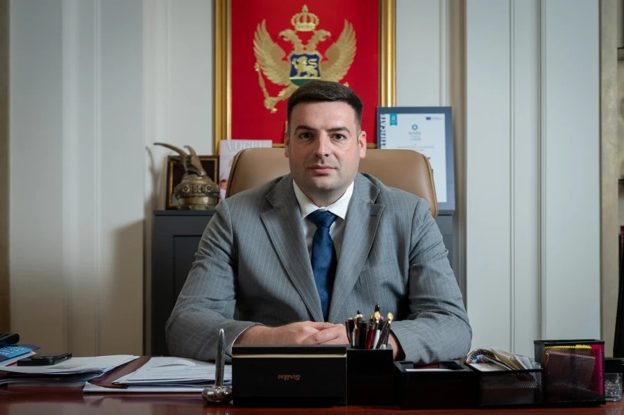 Nakon mišljenja ASK: Vlada razriješila Kljajića sa mjesta predsjednika Savjeta za sajber bezbjednost