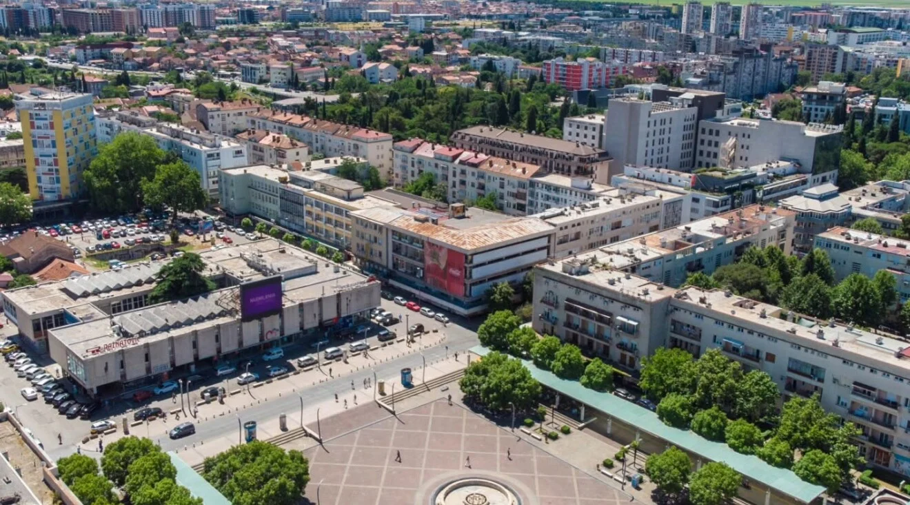 Tender od 145.000 eura za novi izgled Trga nezavisnosti: Centralna fontana se uklanja