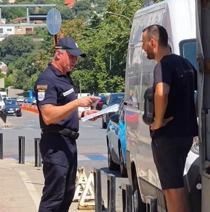 Komunalni policajci juče izdali 130 naloga za nepropisno parkiranje. Podgoričanima ne fali izgovora za izbjegavanje plaćanja kazne od 100 eura