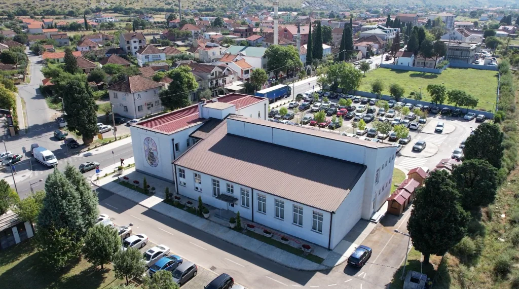 Besplatan prevoz za sve učenike i građane Tuzi od 1. septembra