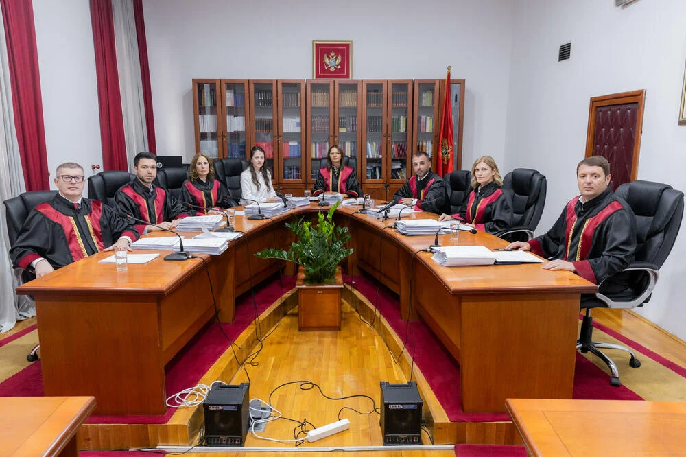 Ustavni sud: Sudije izabrane po starom sistemu nemaju pravo na troškove prevoza
