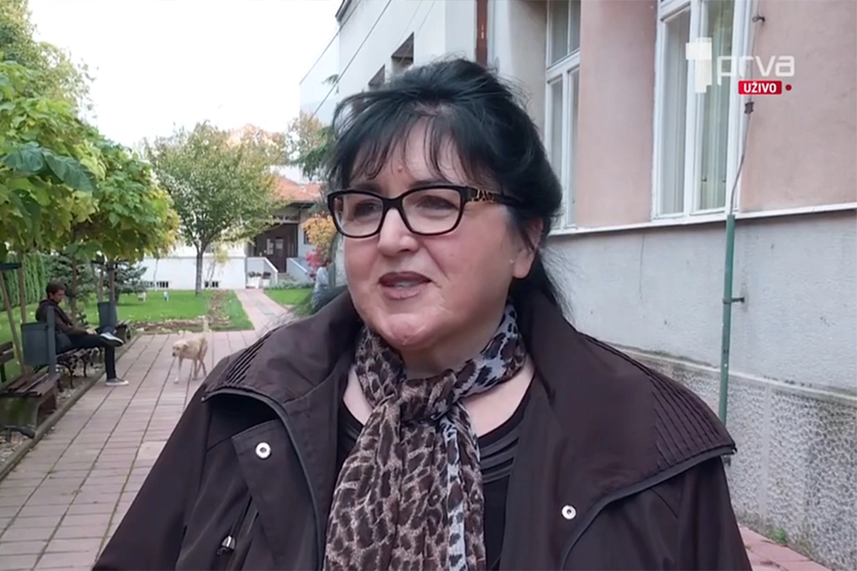 Nevenka sa 69 završila treći fakultet: "Život je preda mnom"