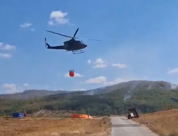 SVAKA ČAST: Helikopter Vojske pomogao upravniku lovišta da izađe iz požarne zone. Spasili čovjeku život