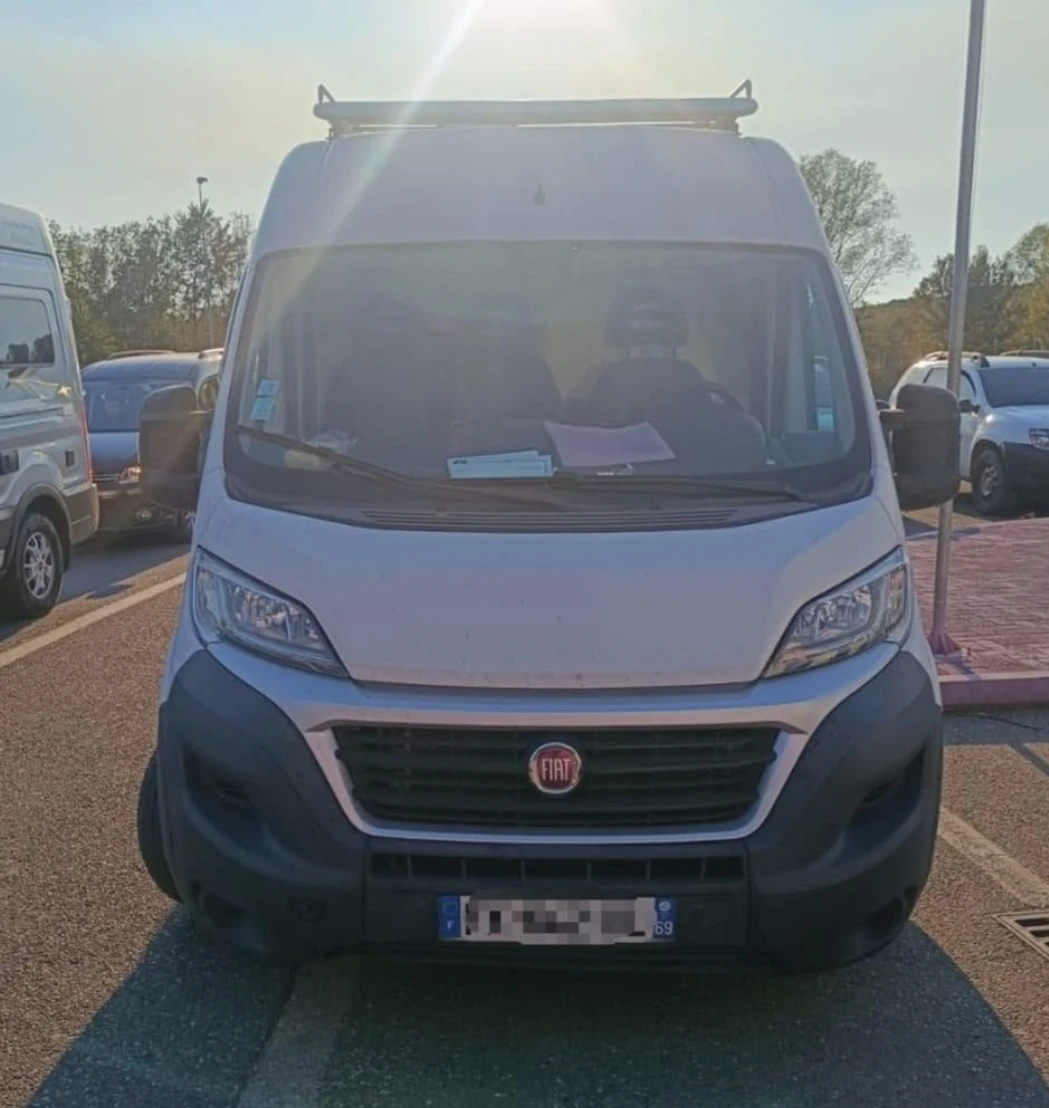 Policija oduzela kombi: Ometao policiju tokom provjere broja šasije, kažnjen 1.500 eura