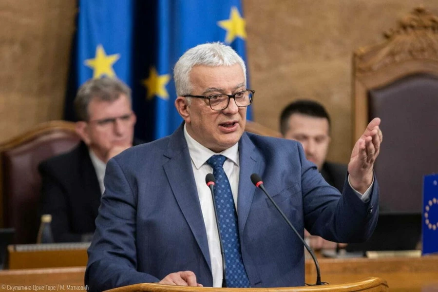 Poslanici napustili salu; Živković: Prekidamo saradnju sa Vladom i većinom