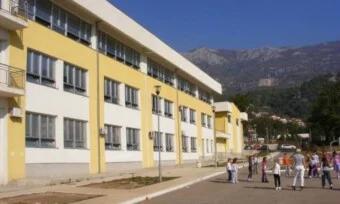 Bolji uslovi za učenike JU „Druga osnovna škola Budva”: Opština obezbijedila 20.000 eura za klimatizaciju