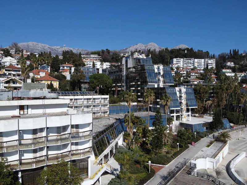 Rakčević: Hotel Plaža doživjeće veliku obnovu, stakleni zidovi biće zamijenjeni, imaće četiri zvjezdice do 180 zaposlenih…