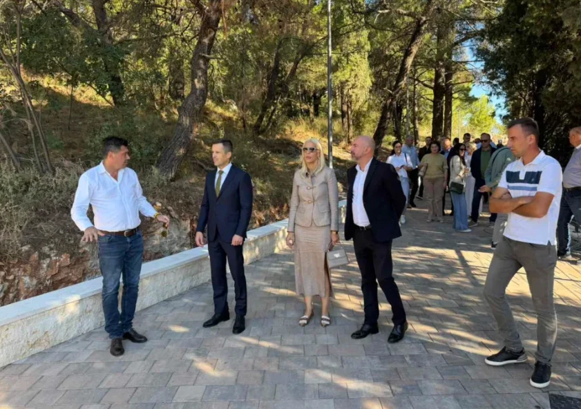 (VIDEO) Mujović otvorio šetalište na Ljuboviću, vrijednost radova 800.000 eura