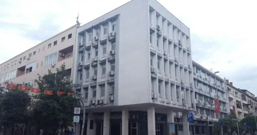 Više državno tužilaštvo u Podgorici podiglo optužnicu protiv deset osoba: Terete se za šverc kokaina i konoplje preko više država
