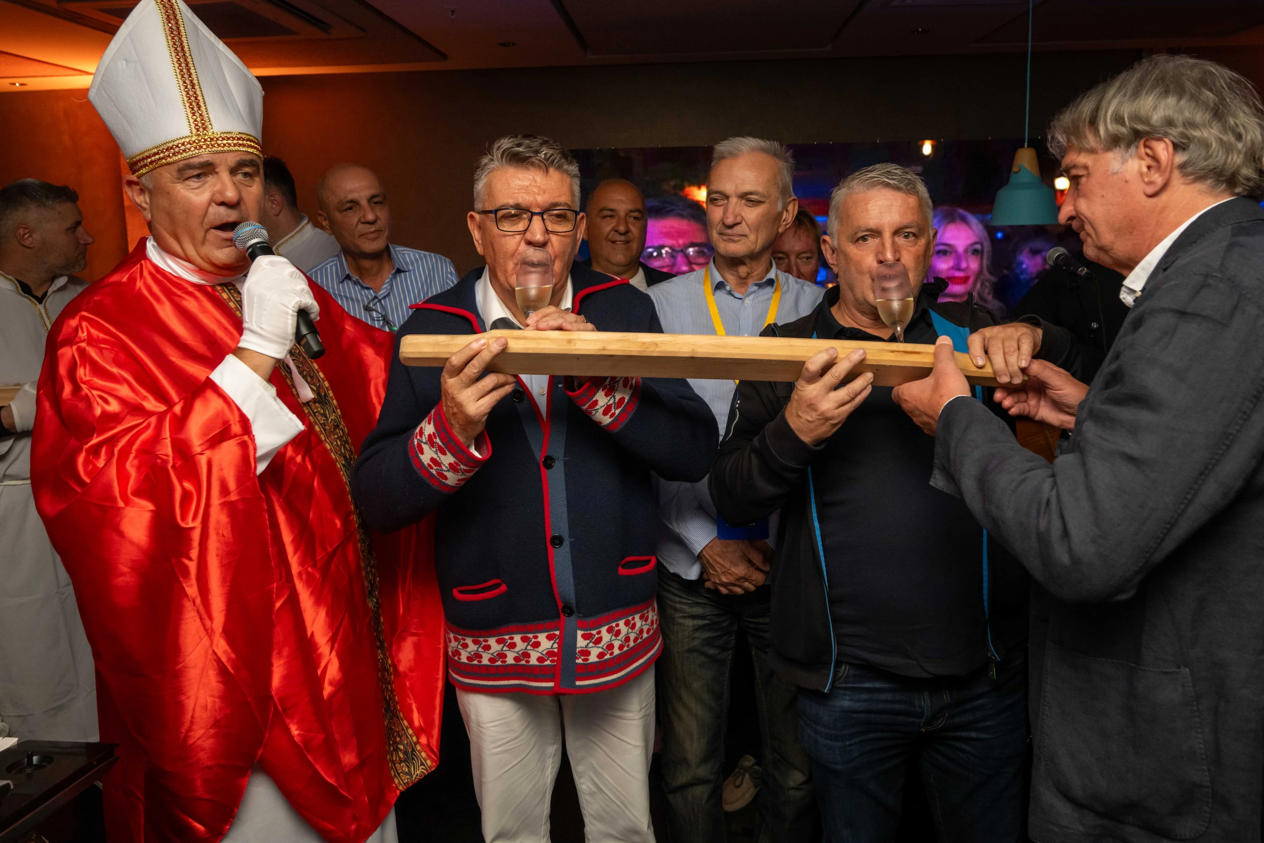 Martinje 2026 okupilo sportske legende, Ivica Šurjak vinski kum vinarije Kutjevo