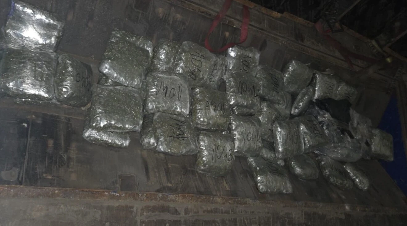 Na granici uhapšen državljanin BiH, pokušao da prokrijumčari oko 65 kilograma marihuane u Crnu Goru